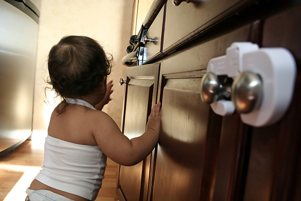 41 maneiras fáceis de proteger sua casa para crianças