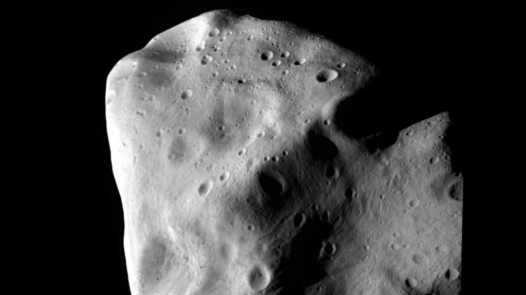 Um asteroide passará pela Terra em 13/04/2029