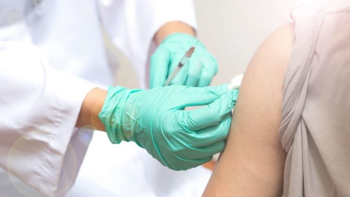 Por que seu braço fica dolorido com a vacina contra gripe