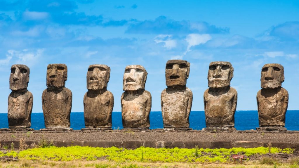 Por que as estátuas da Ilha de Páscoa estão na costa