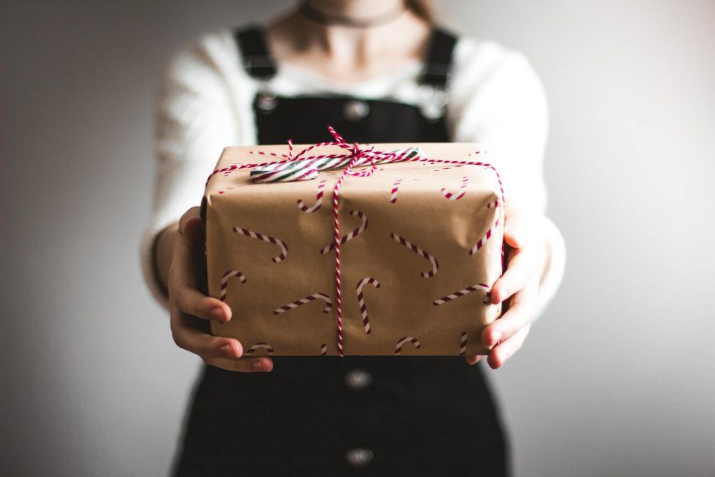 5 maneiras de economizar dinheiro em presentes de Natal