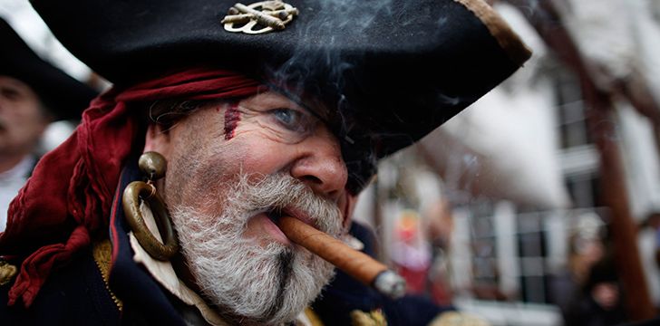 Por que os piratas usavam tapa-olhos?