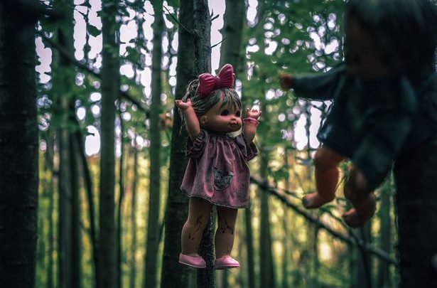 A perturbadora "floresta de bonecas" da Alemanha