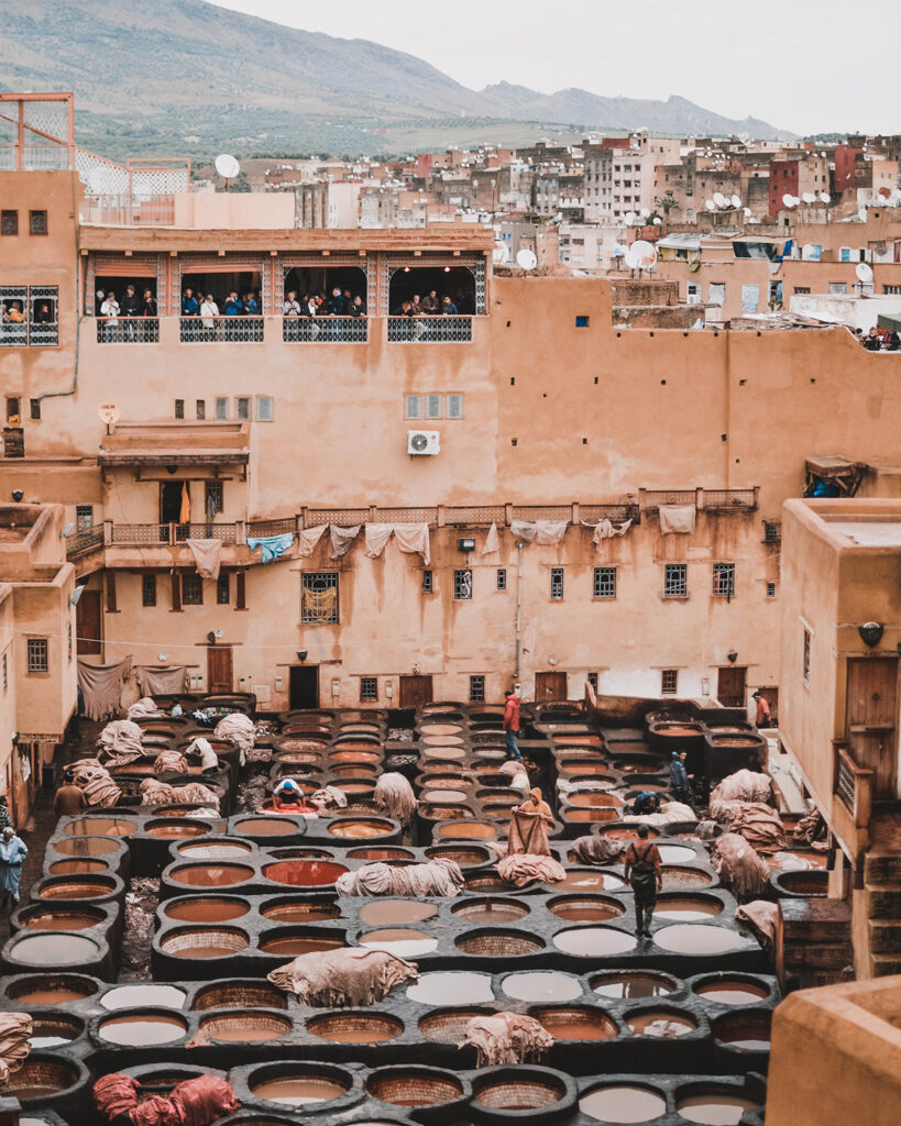 Os antigos poços de curtume de Fez no Marrocos